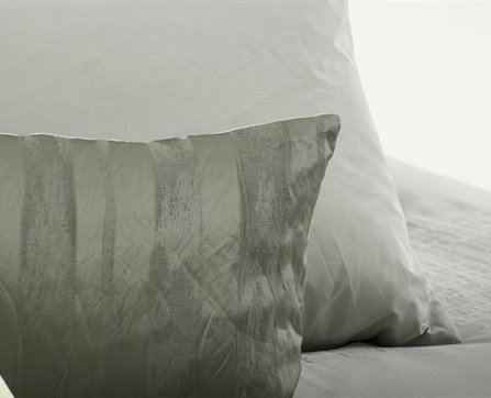 Mrs.Me home couture - cushion Verdin Thyme detail1 web